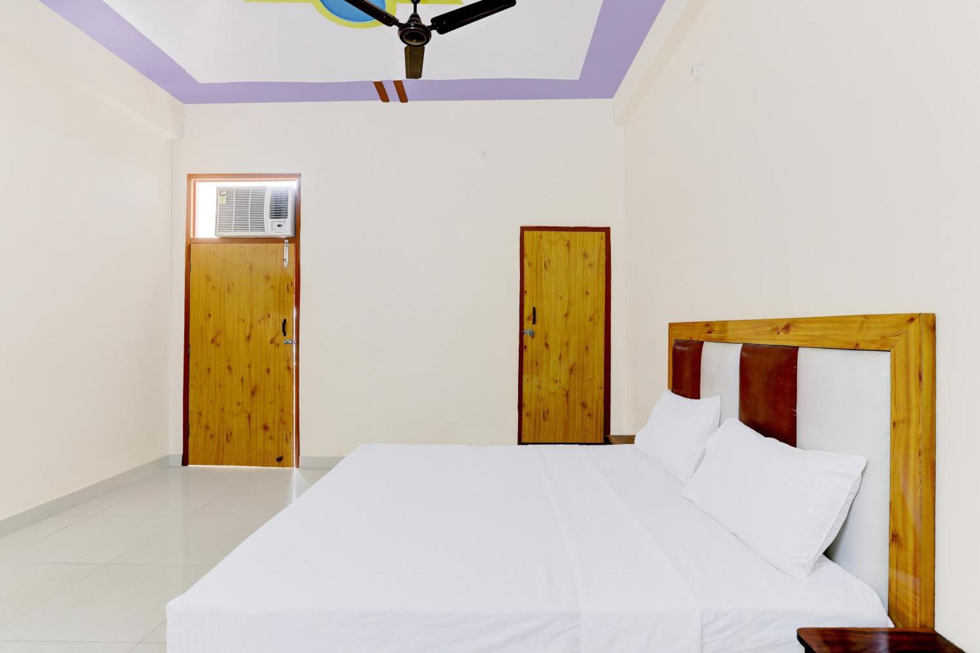 Hotel O Blu Moon Ghaziabad Zewnętrze zdjęcie