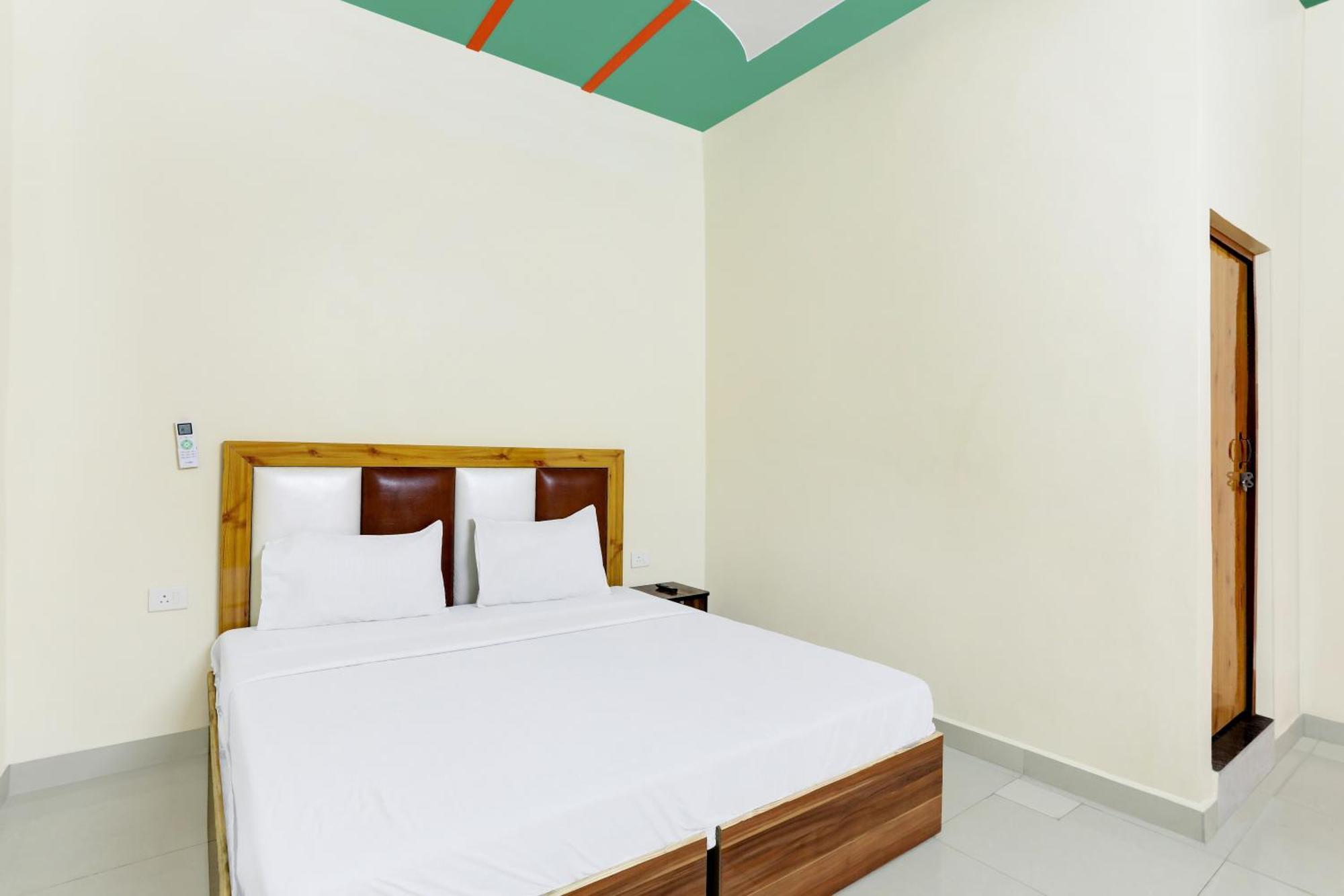 Hotel O Blu Moon Ghaziabad Zewnętrze zdjęcie