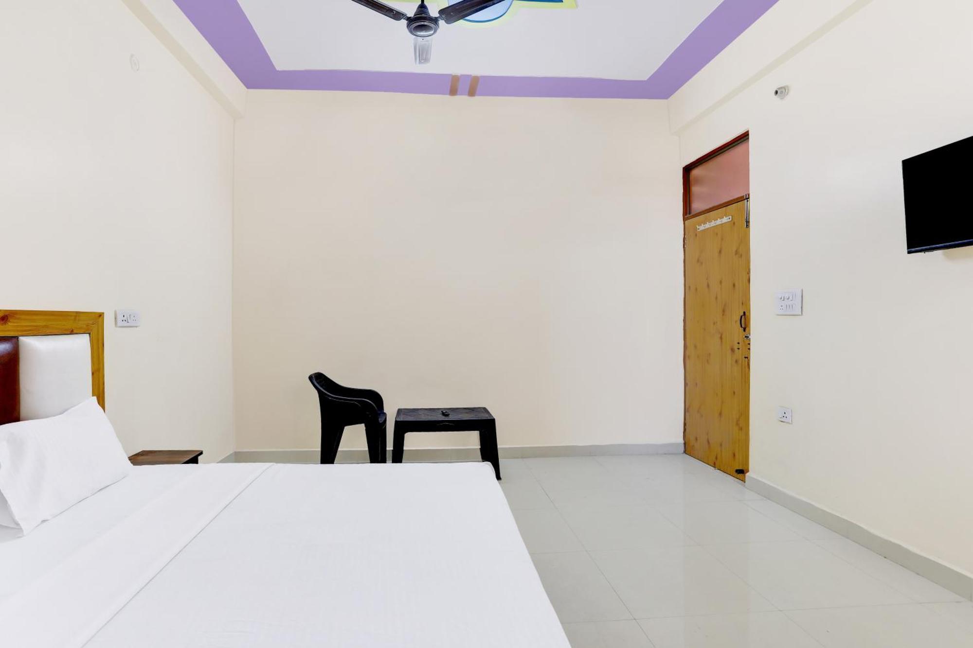 Hotel O Blu Moon Ghaziabad Zewnętrze zdjęcie