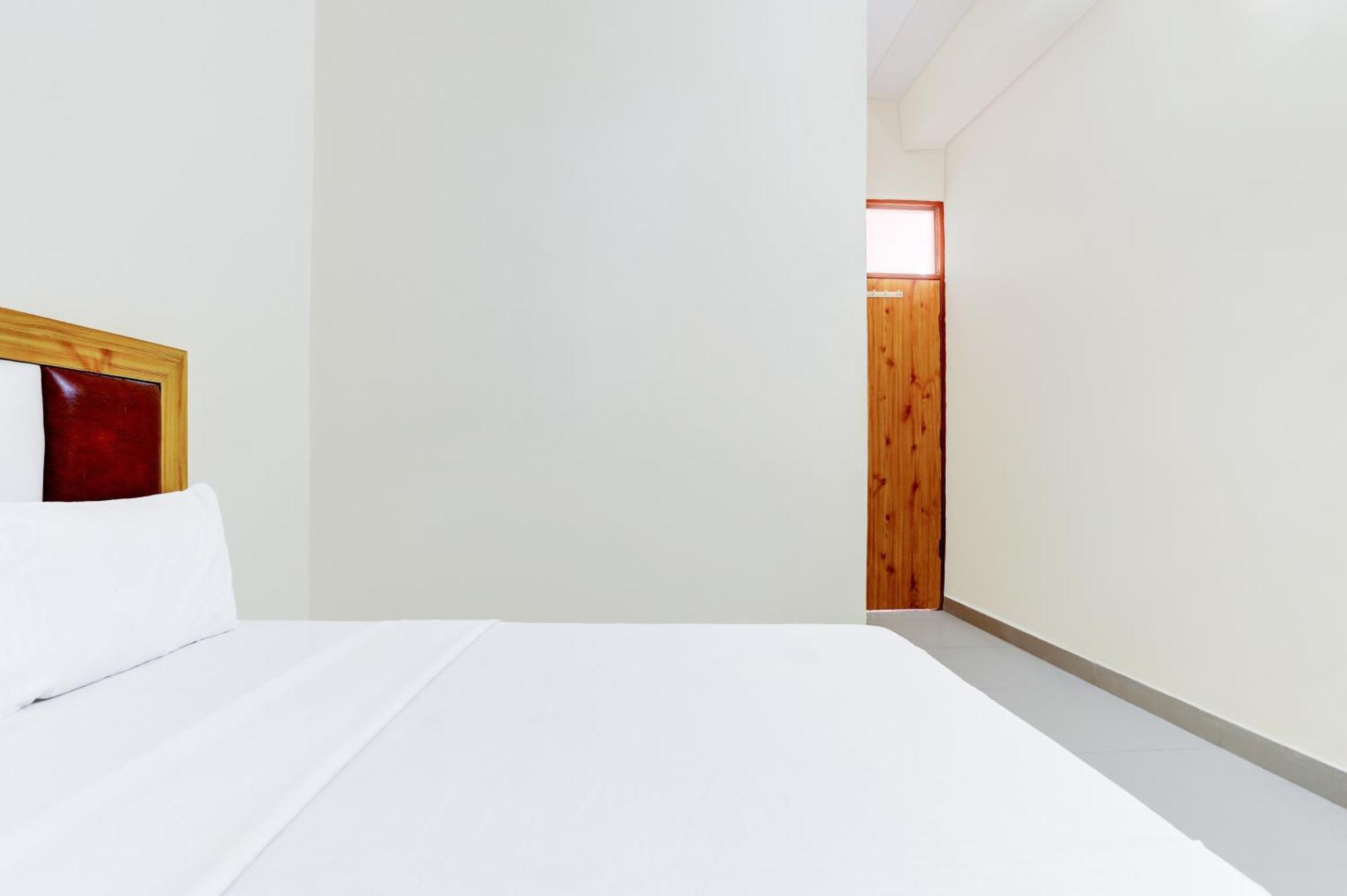 Hotel O Blu Moon Ghaziabad Zewnętrze zdjęcie